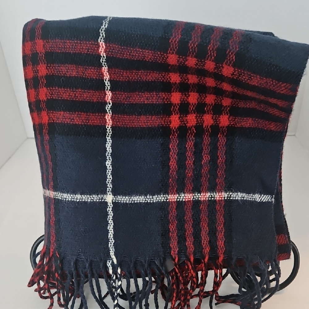 Steve Madden | NWT Women's Navy Red Plaid Fringe Wrap Scarf